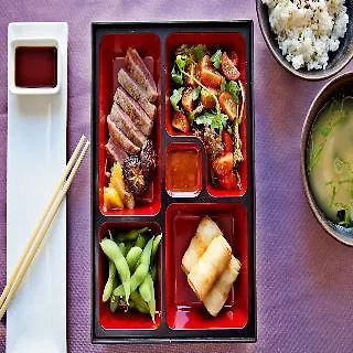 トゥリム サルダナ 4*