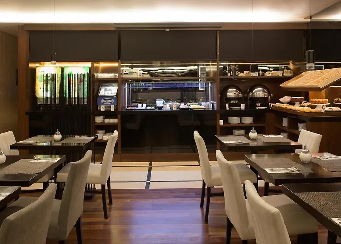 トゥリム サルダナ 4*